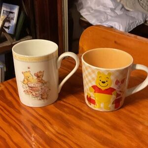 Disney Winnie the Pooh Mugs - White and Yellow